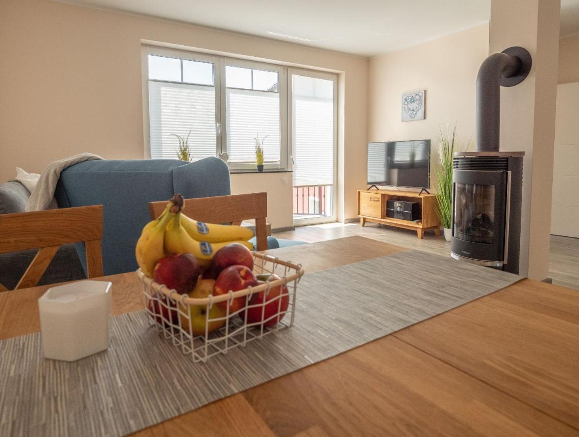 Rotes Haus Krabbe - Whg 2 Apartment Zingst Bagian luar foto